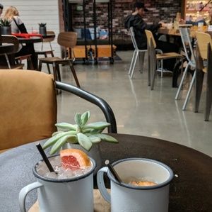 Meet your Posher, Sri